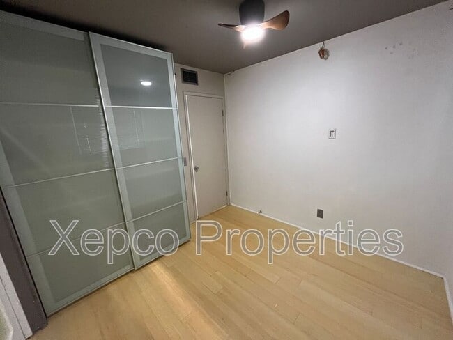 Building Photo - 2961 Sunflower Cir W