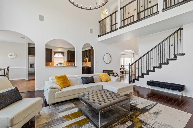 Building Photo - 7016 Playa