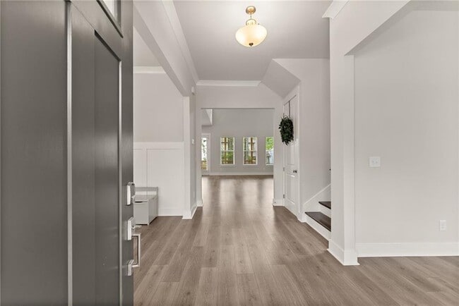 Building Photo - 5841 Woodland Park Ct