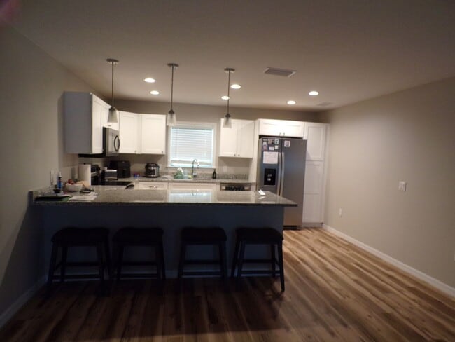 Building Photo - STUDENT HOUSING