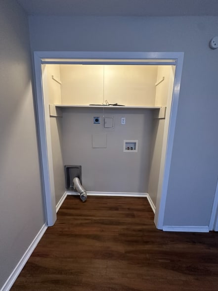 Building Photo - 6205 Oram St