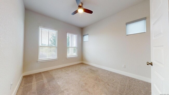 Building Photo - 11526 Hollering Pass