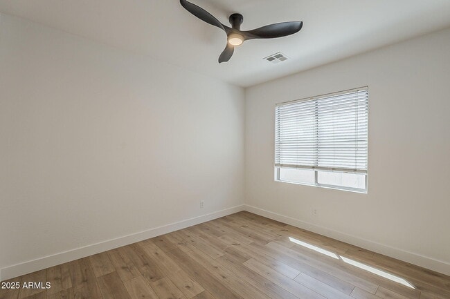 Building Photo - 3877 S Coach House Dr