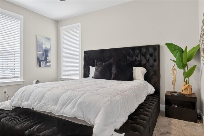 Building Photo - 1589 Aldworth Pl SE