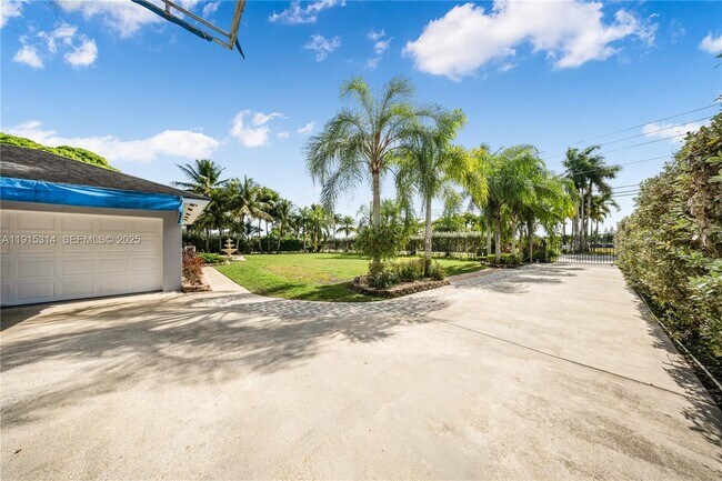 Building Photo - 18405 SW 216th St