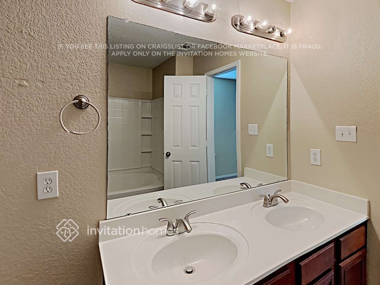 Building Photo - 2203 Wichita Tr