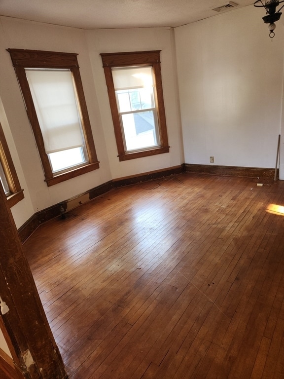 Building Photo - 27 Virginia St