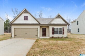 Building Photo - 250 Smith Glen Dr