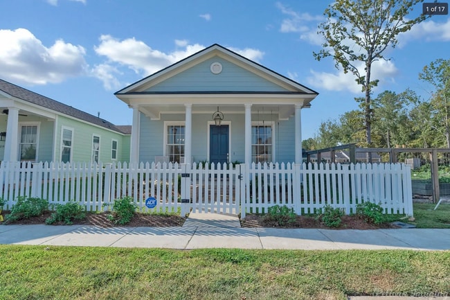 Building Photo - 2061 Woodberry Ave