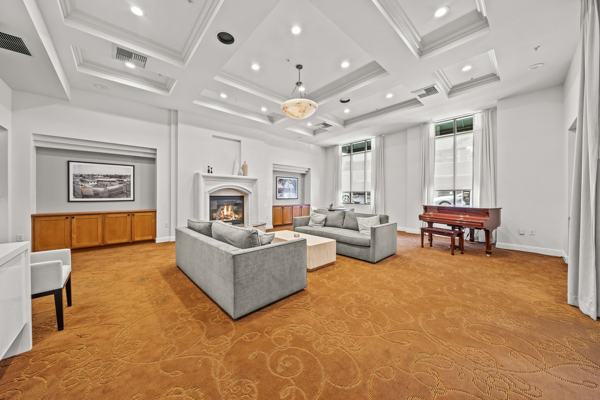 Building Photo - 2400 5Th Ave