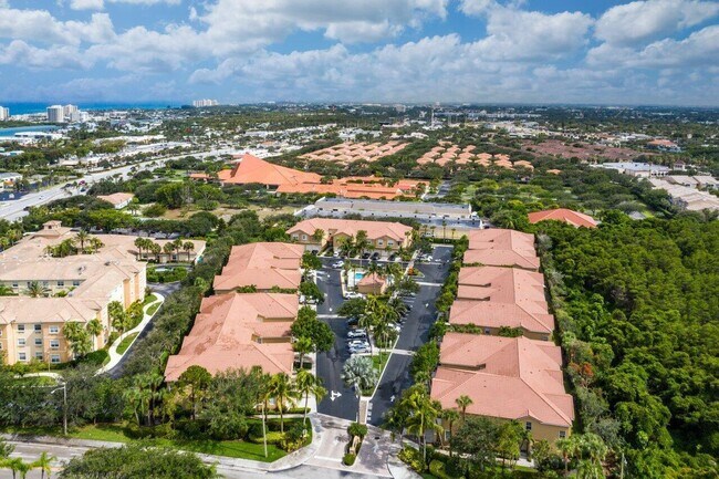 Building Photo - 152 Village Blvd