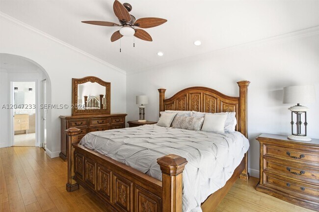 Building Photo - 411 Bermuda Springs Dr