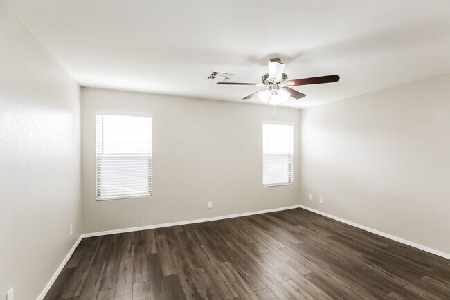 Building Photo - 15589 W Port Au Prince Ln