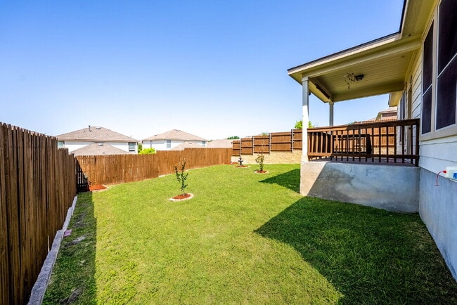 Building Photo - Flexible 5-Bedroom Rental Home in Alamo Ra...