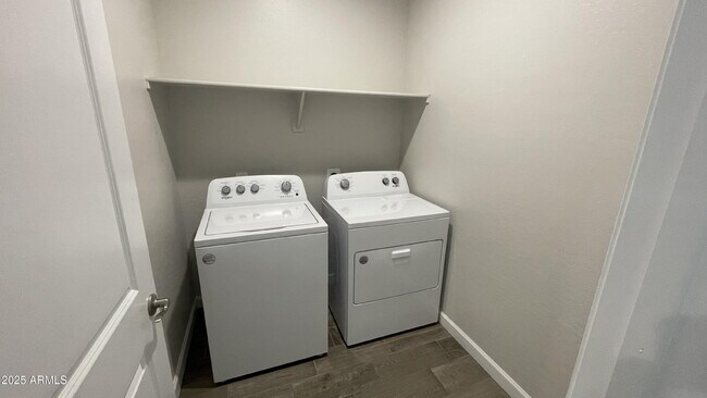 Building Photo - 37845 W Santa Barbara Ave