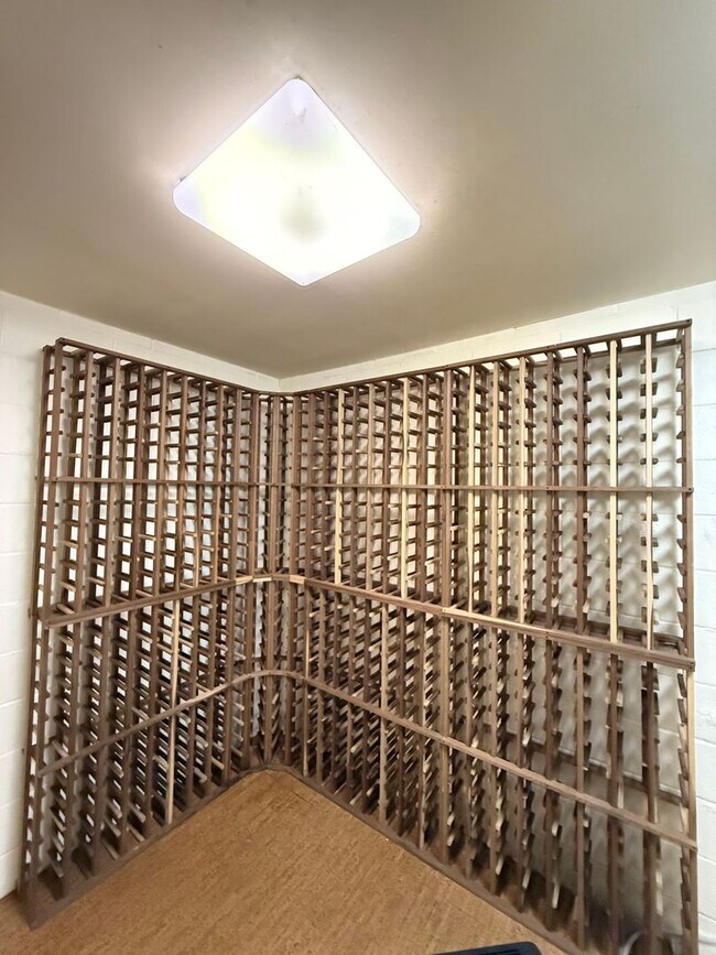 Building Photo - 161 John Browning