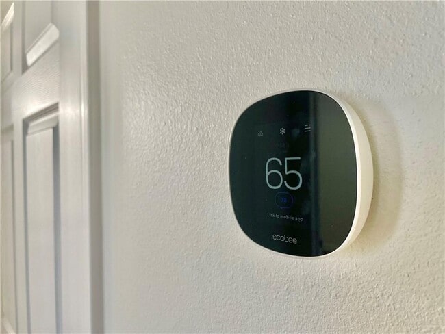 Building Photo - 506 Park St