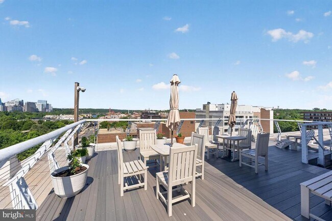 Building Photo - 2515 K St NW