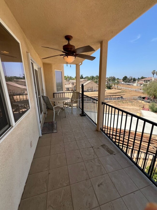 Building Photo - Charming 2 bedroom in Mockingbird Canyon!