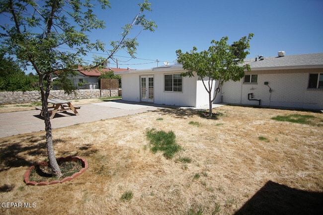 Building Photo - 4573 Bobolink Way