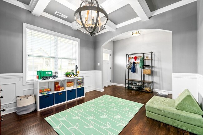 Building Photo - 1607 Ellie Piper Cir