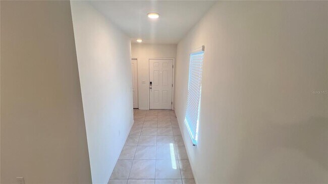 Building Photo - 2924 Sime St