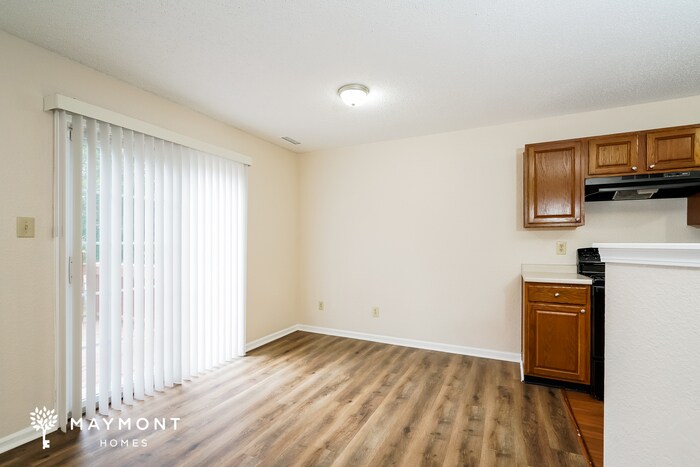 Building Photo - 1284 Edgewater Dr
