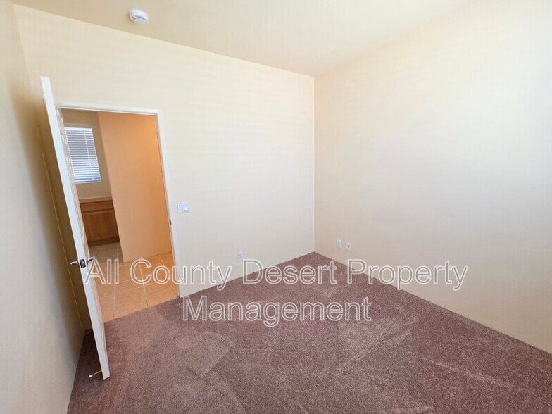 Building Photo - 47471 Harbour Lights Ln