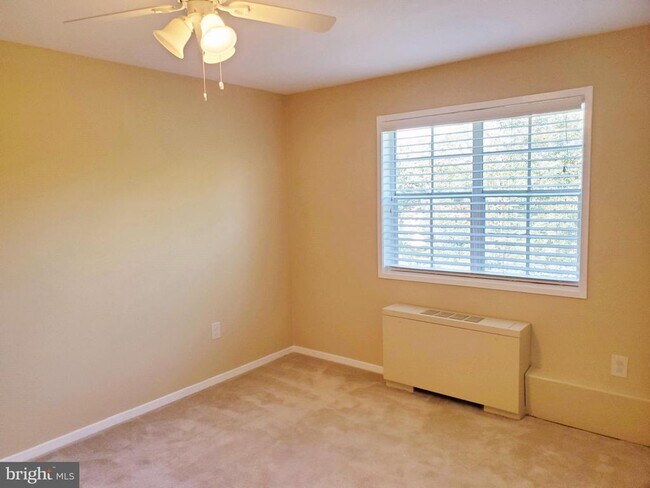 Building Photo - 10303 45th Pl