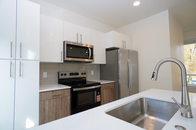 Building Photo - 4614 N Iota Ln