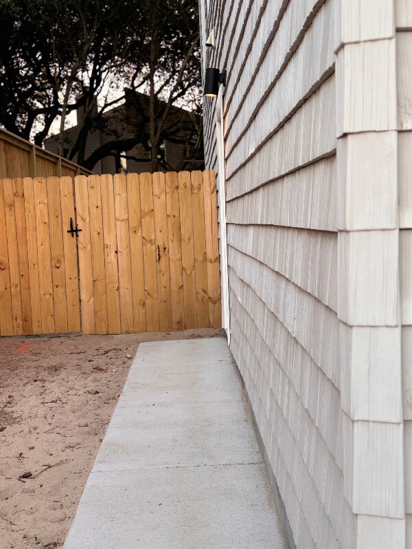 Building Photo - 4483 Ocean View Ave