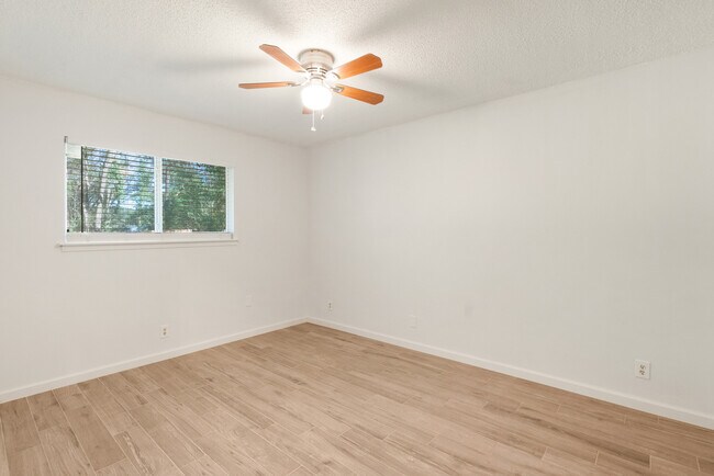 Building Photo - 6209 Middleham Pl