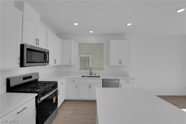 Building Photo - 10234 Restless River St