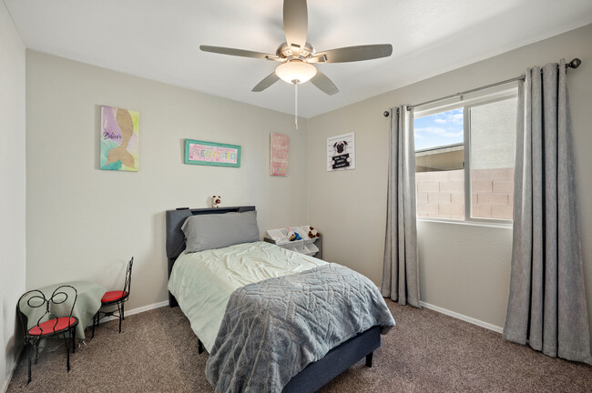 Building Photo - 13190 Chuparosa Ln