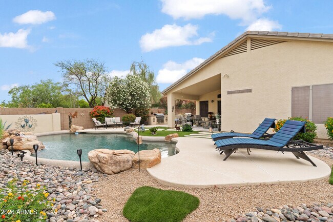 Building Photo - 4553 E Coyote Wash Dr