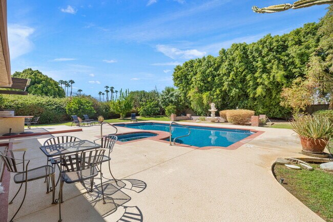 Building Photo - 72056 Palm Haven Dr
