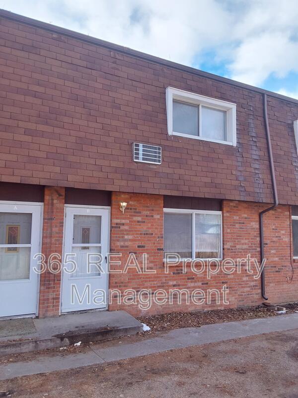 Building Photo - 717 39th St