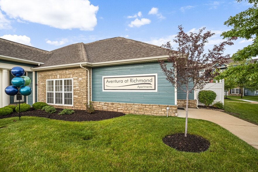 Building Photo - Aventura at Richmond