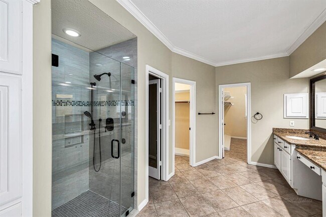 Building Photo - 22319 Fairbay Dr