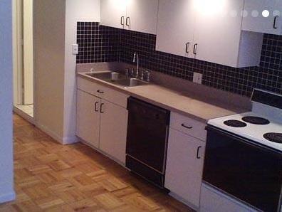 Building Photo - 1509 W Fullerton Ave