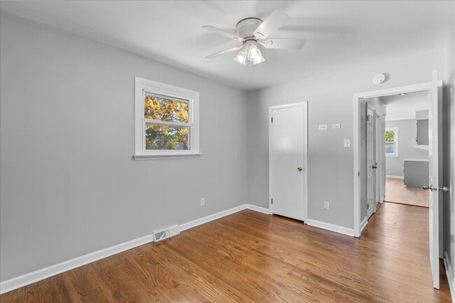 Building Photo - 128 E Military Dr