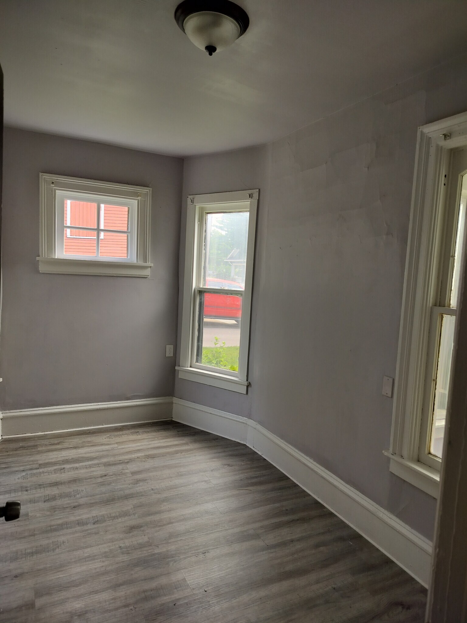 Building Photo - 111 Blackhawk St