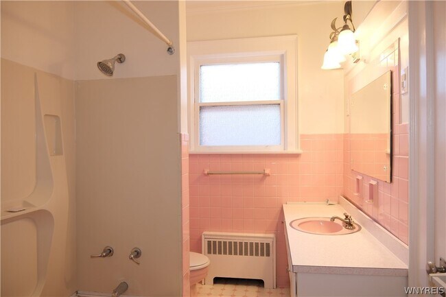 Building Photo - 753 Lafayette Ave