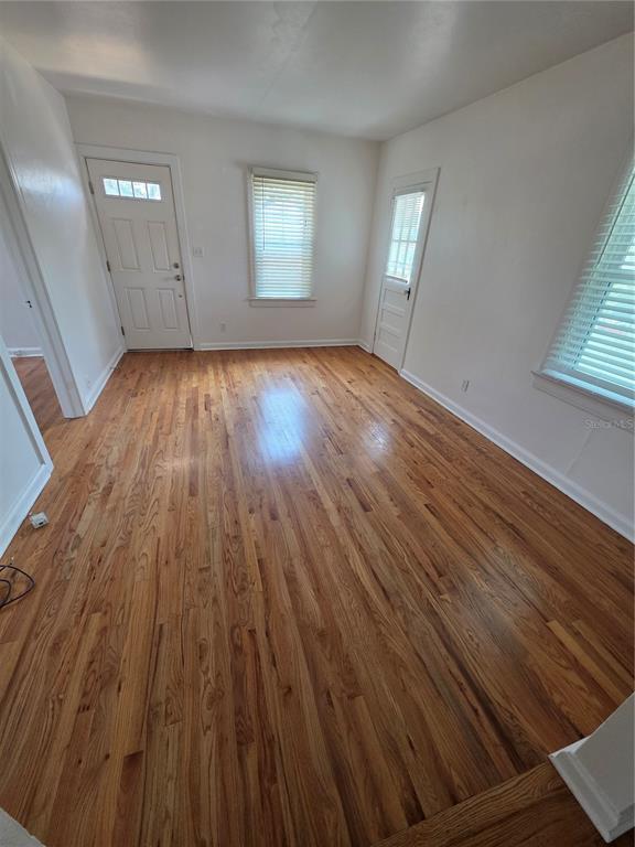 Building Photo - 807 N Thornton Ave
