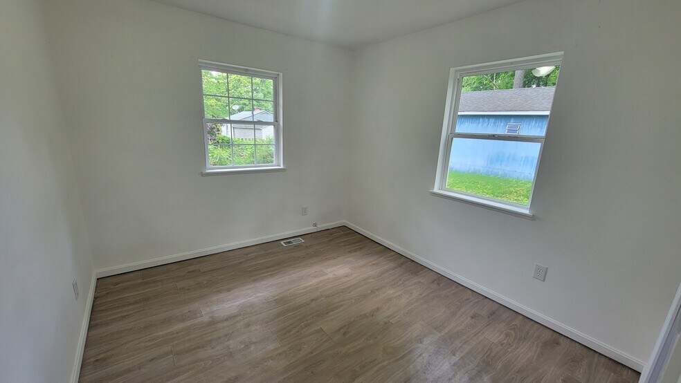 Building Photo - 2841 Pomatan Ave