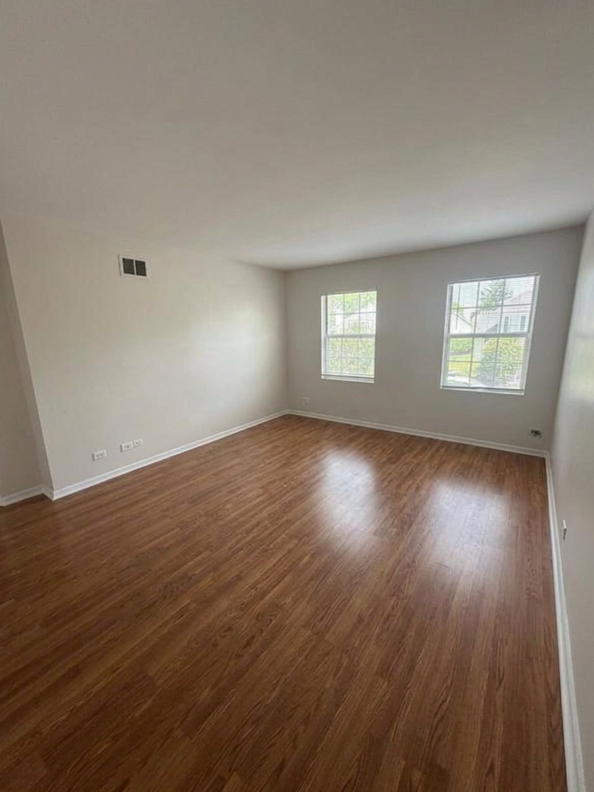 Building Photo - 314 Wisteria Dr