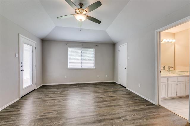 Building Photo - 701 Kipling Dr