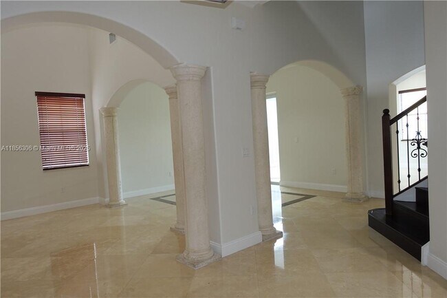 Building Photo - 18125 NW 89th Ct
