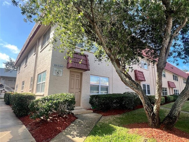 Building Photo - 10036 63rd Ave N