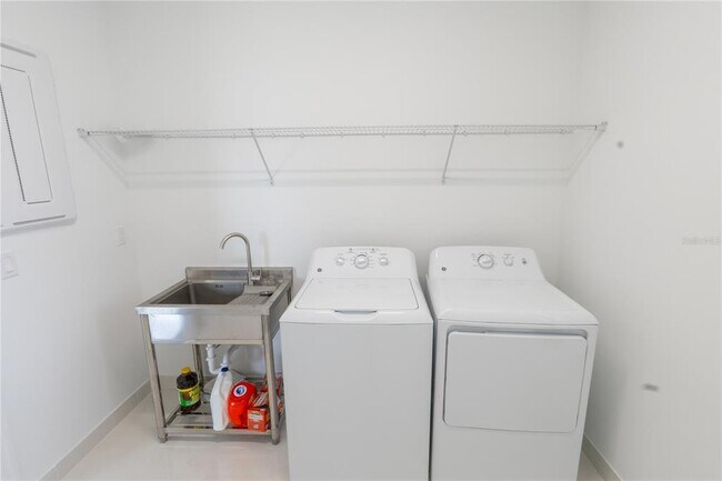 Building Photo - 12710 Caballo Ct